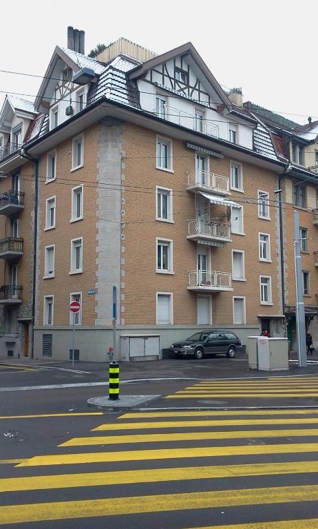 Apartemen Junior By Livingdowntown Zurich