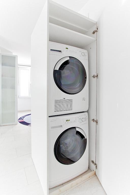 Junior By Livingdowntown Apartemen